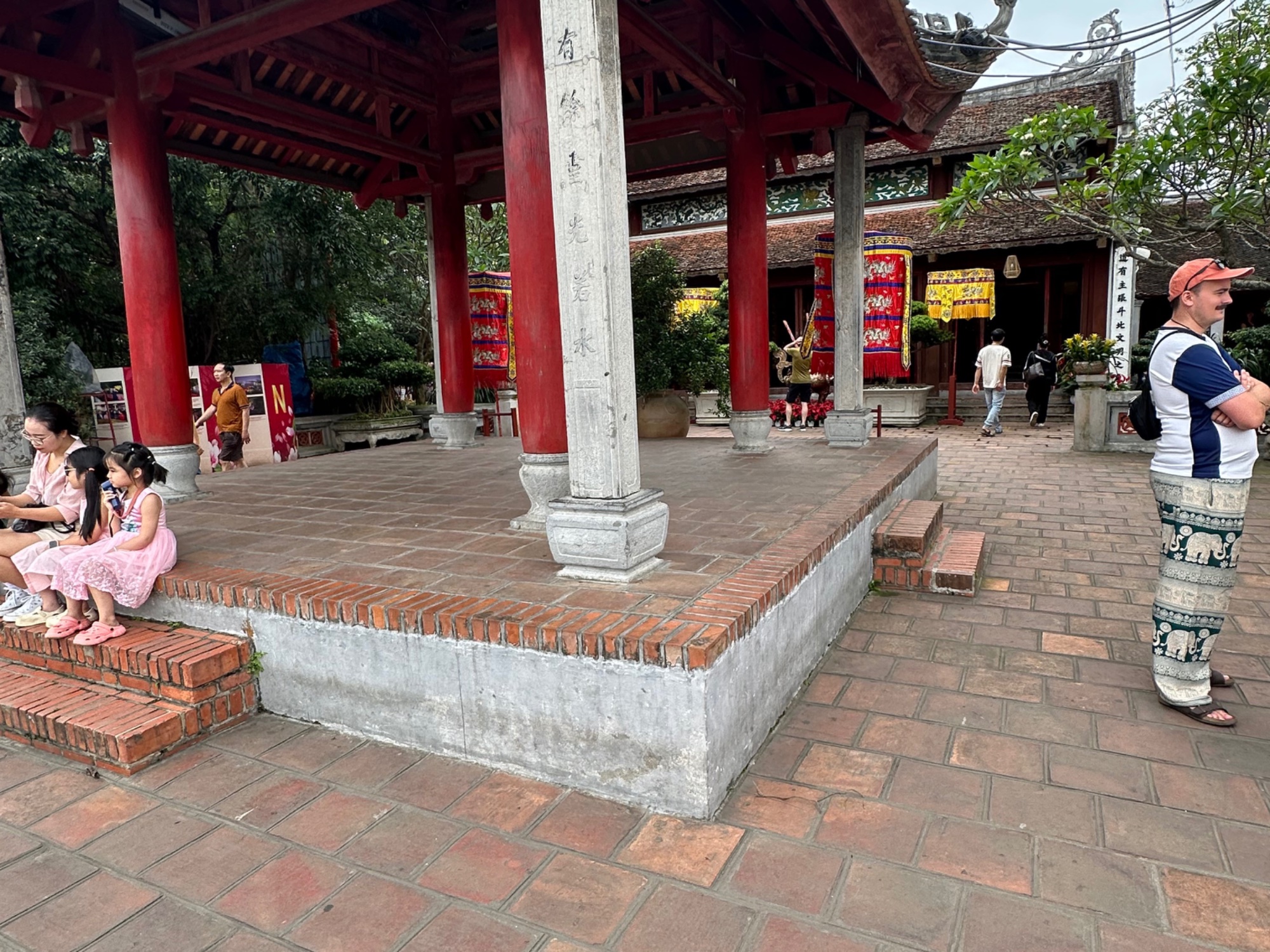 DAY 2: Gods, Turtles, and a Suitcase Epiphany in Hanoi old quarter — photo 3