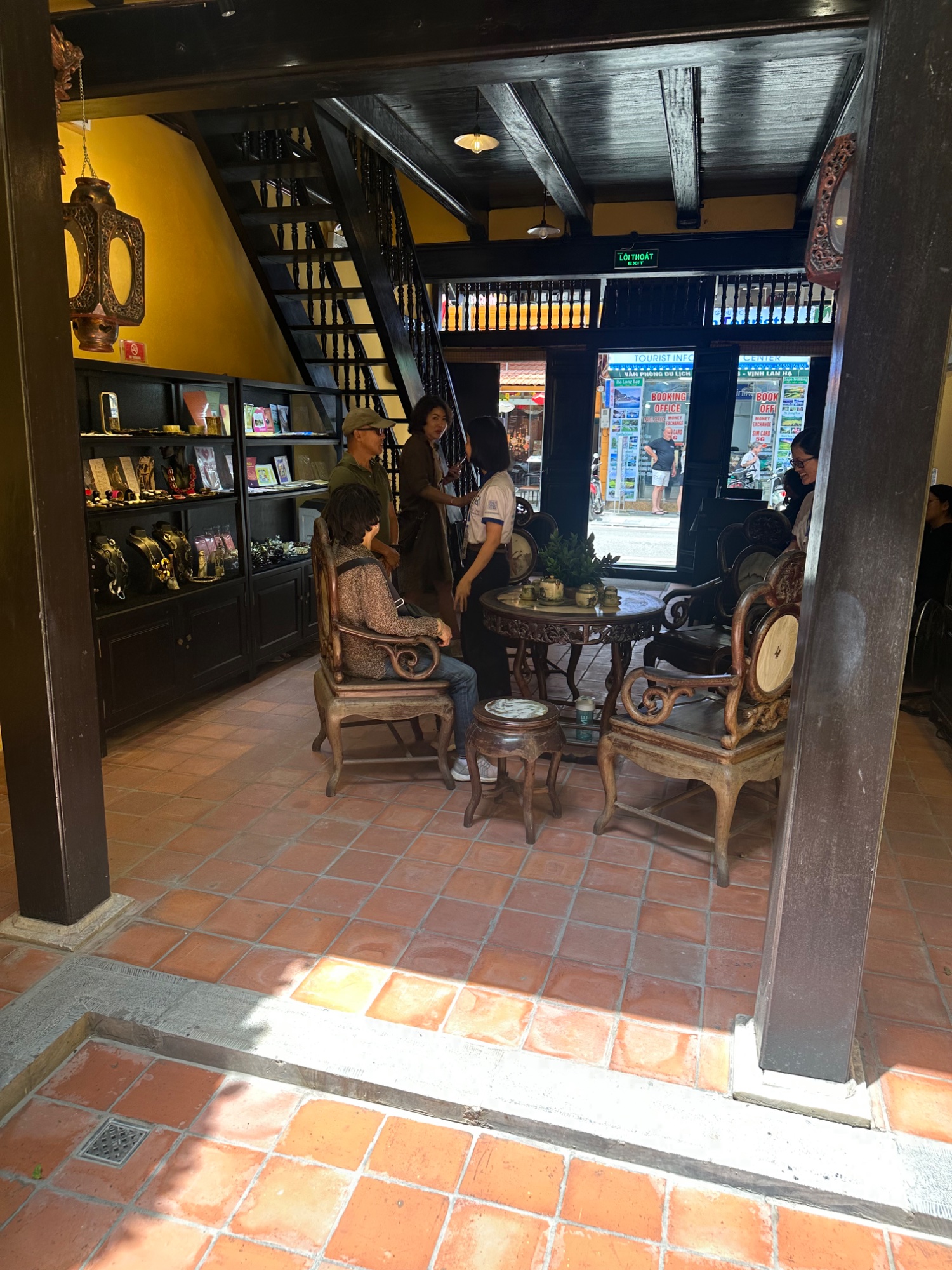 DAY 2: Gods, Turtles, and a Suitcase Epiphany in Hanoi old quarter — photo 13