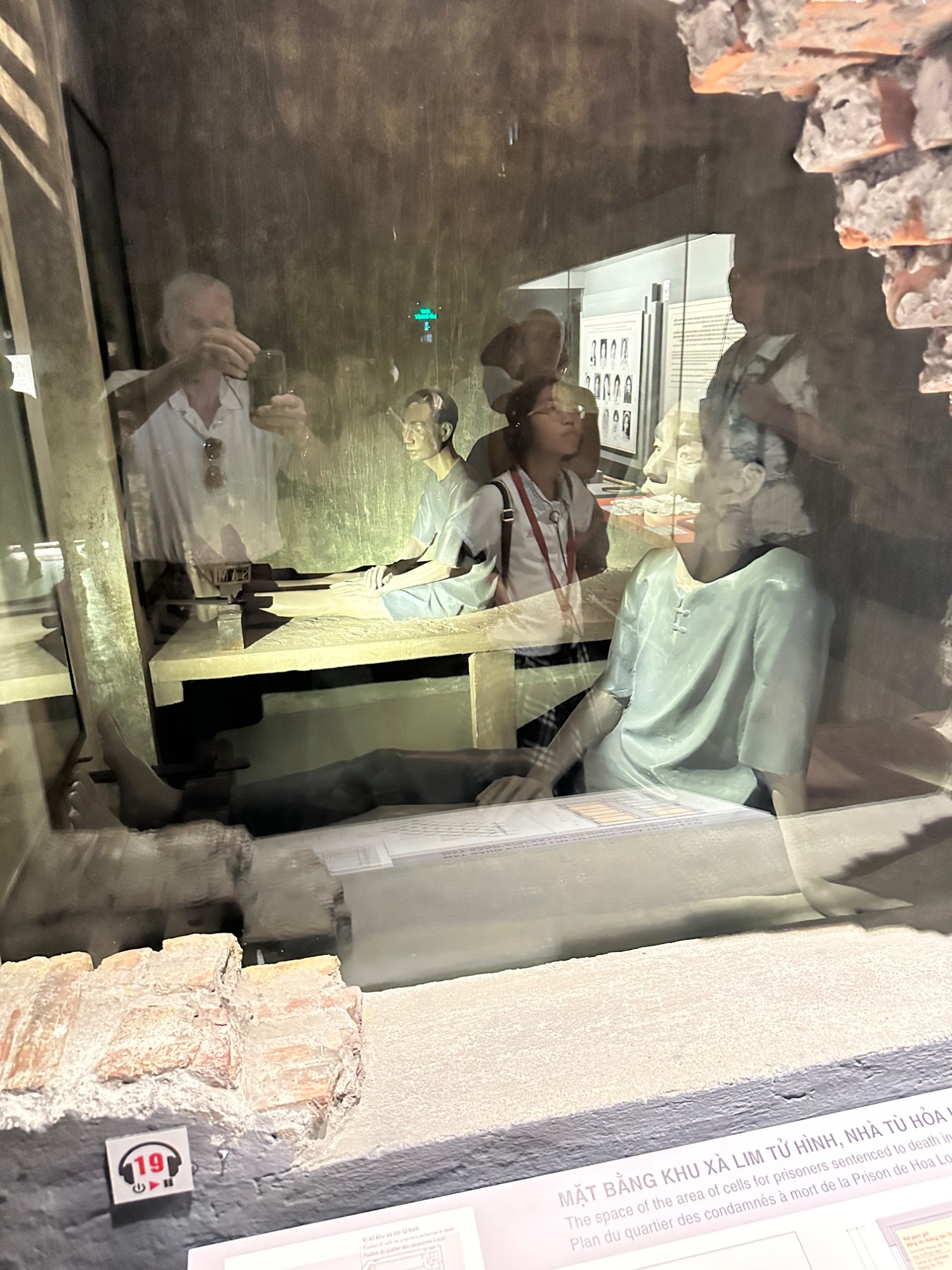 DAY 3: Tale of Three Hanoi's in Hanoi — photo 15