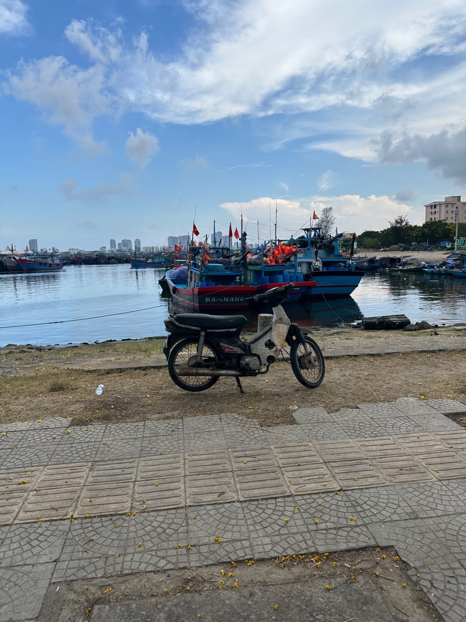 Day 7 Goodbye, Hanoi Chaos. Hello, Different Chaos. in Da Nang — photo 9