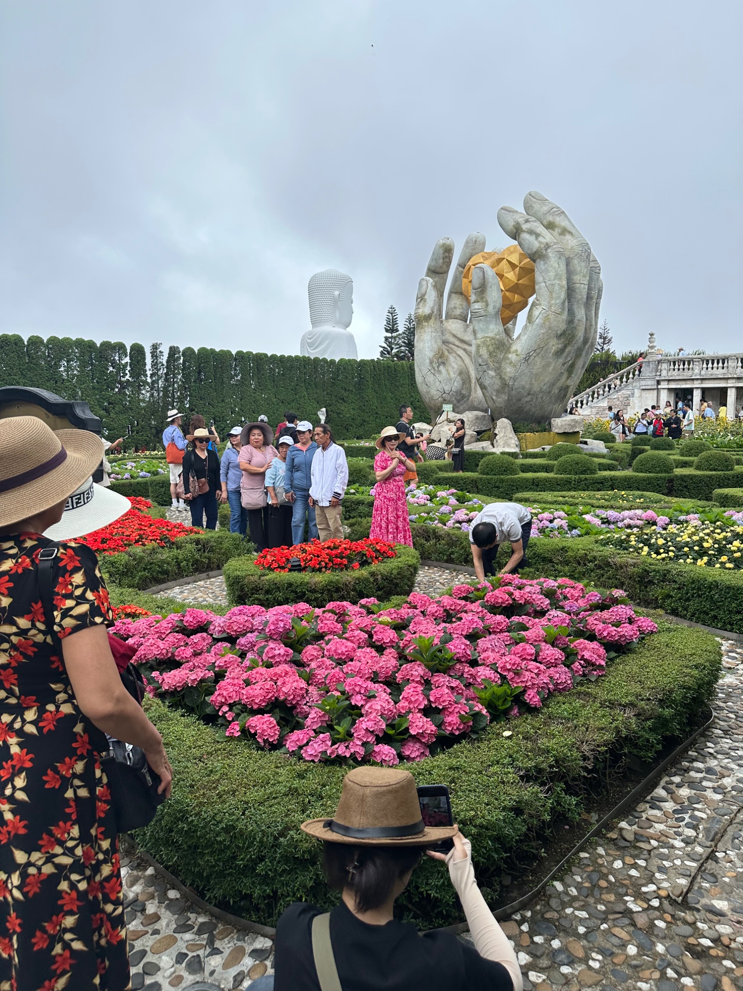 Day 8 Acting as a Human Rain Gauge in a Vietnamese Theme Park in Danang and Ba na hills — photo 8