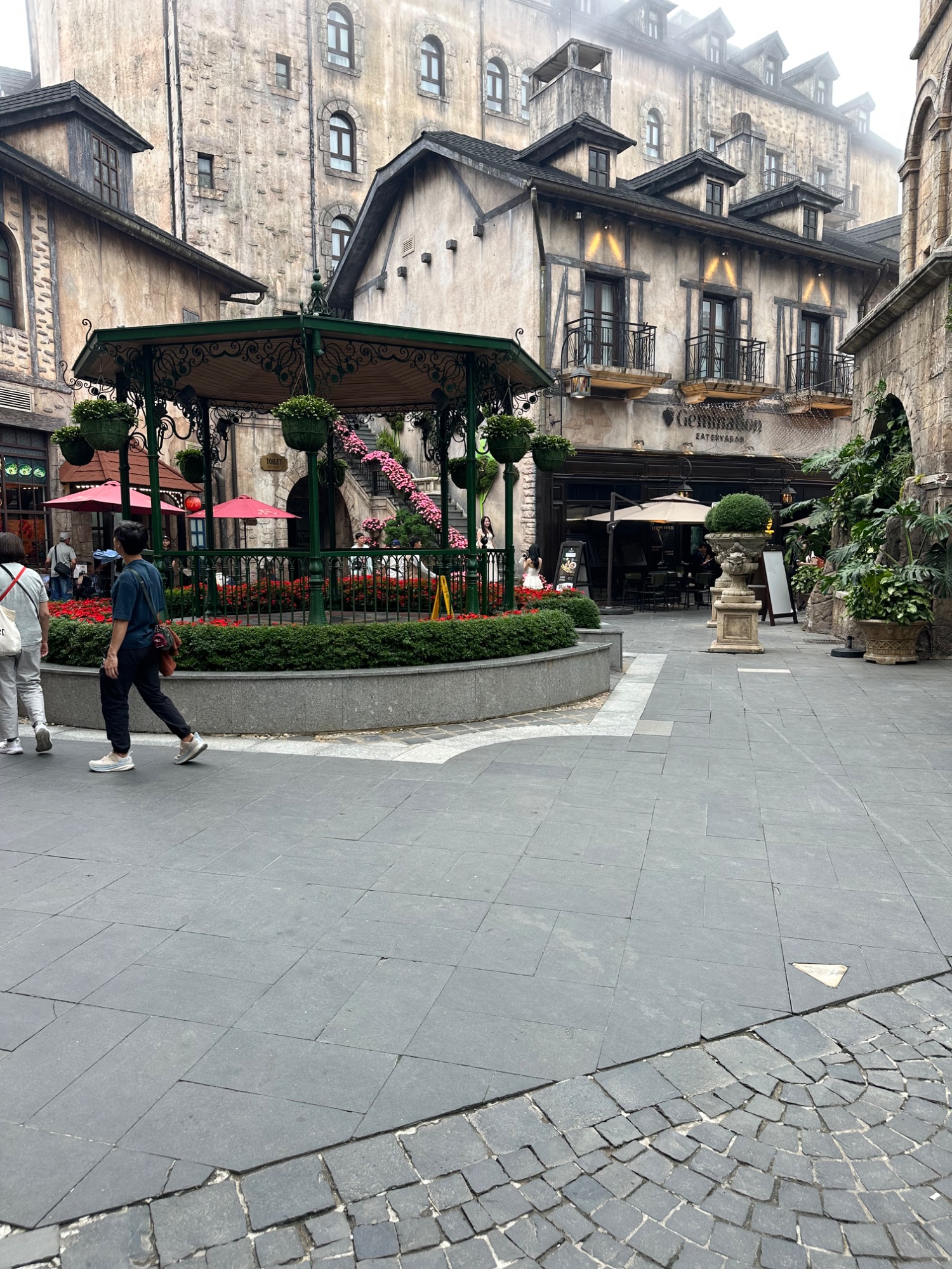 Day 8 Acting as a Human Rain Gauge in a Vietnamese Theme Park in Danang and Ba na hills — photo 14