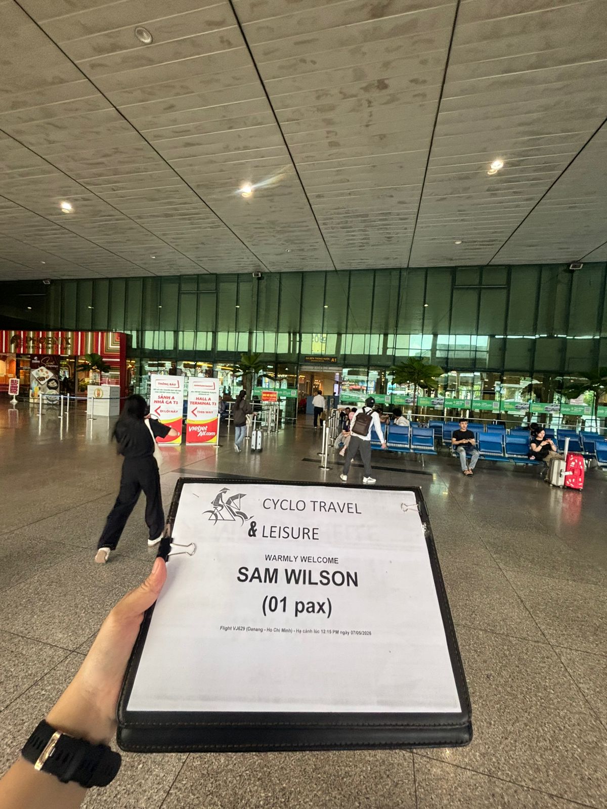 Day 10: Dickhead of the Year (My Own Award Ceremony) in Saigon, or as they call it now Ho Chi Min City — photo 9