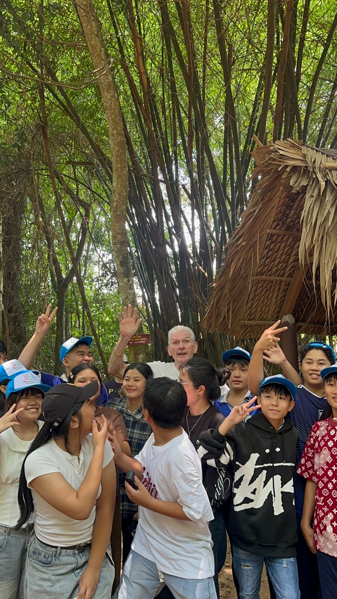 day 12. The War and All Its Sadness: A Hilarious Farewell (Almost) in HCMC — photo 19